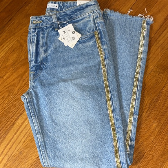 ZARA women light denim, jeans with glittery diamond studded stripe down the side - Picture 5 of 6